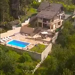 Villa Hani